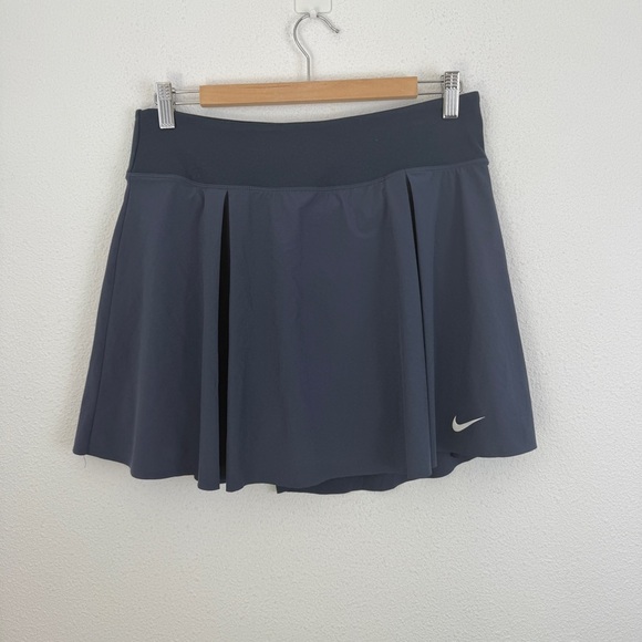 Nike Women’s 15” Dri-FIT Advantage Golf Skort Skirt Short Large - Picture 3 of 8